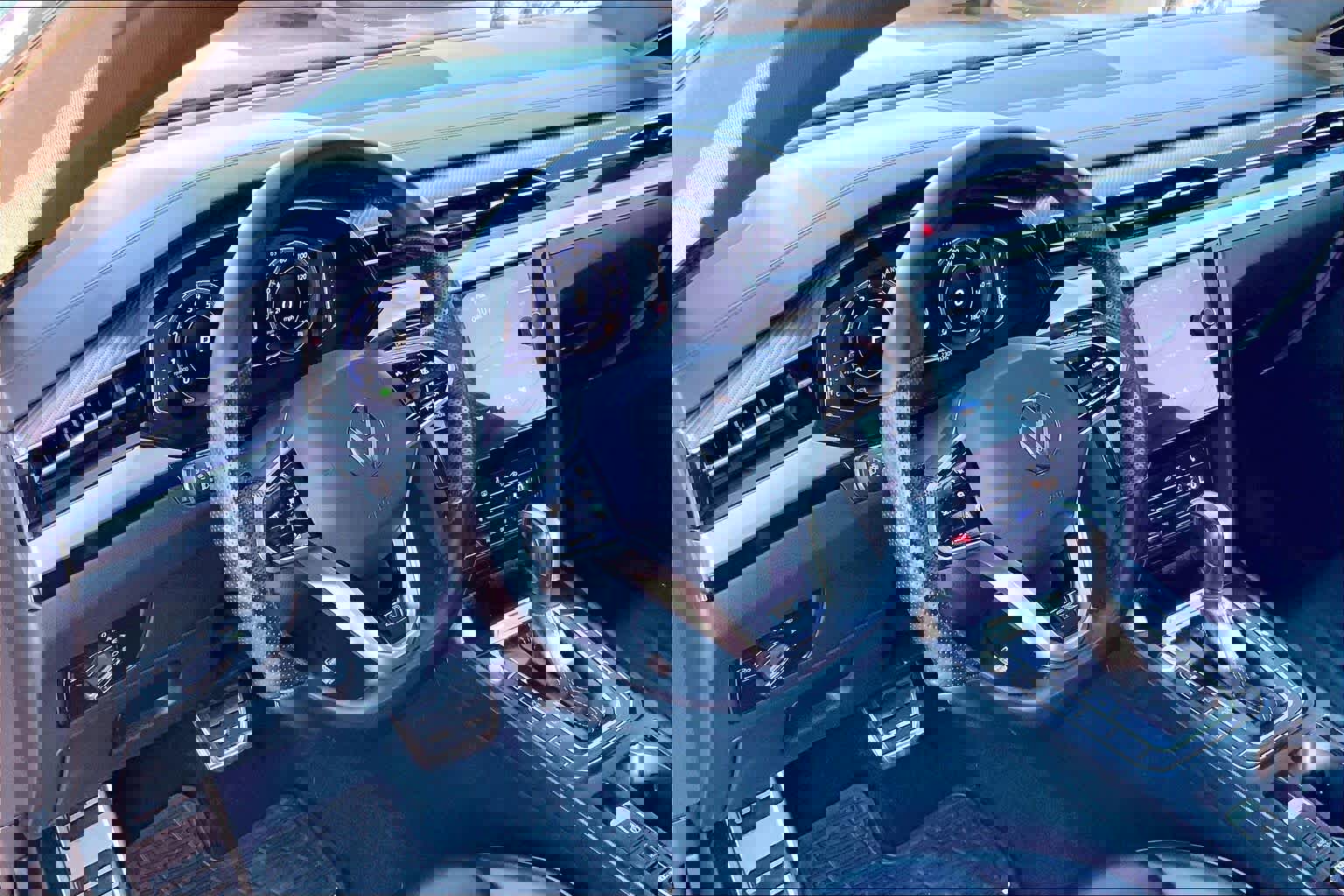 Used 2023 Volkswagen Arteon SEL Premium image 15