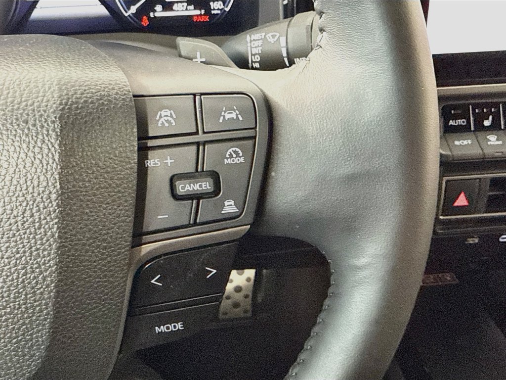 Used 2025 Toyota Camry XSE FWD image 12