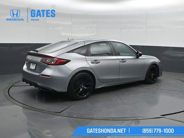 Used 2023 Honda Civic Sport image 2