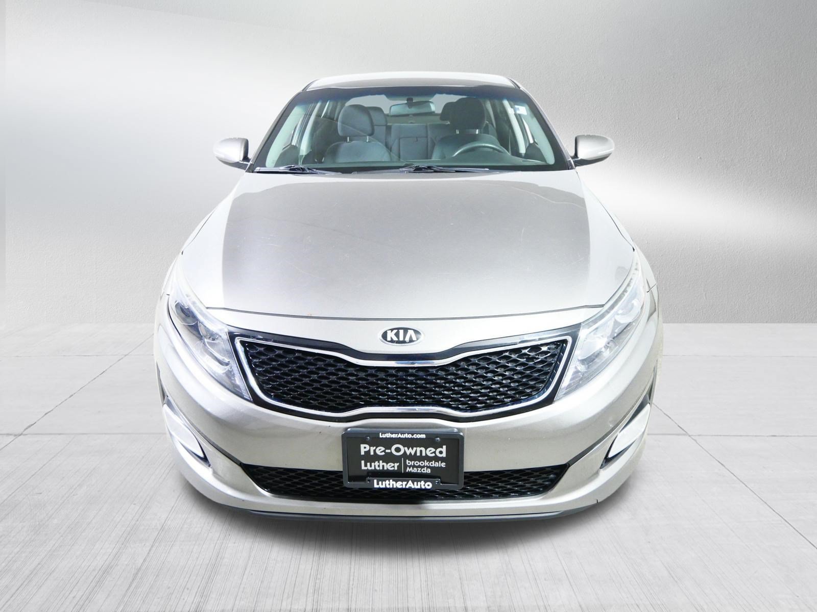Used 2015 Kia Optima LX FWD image 2