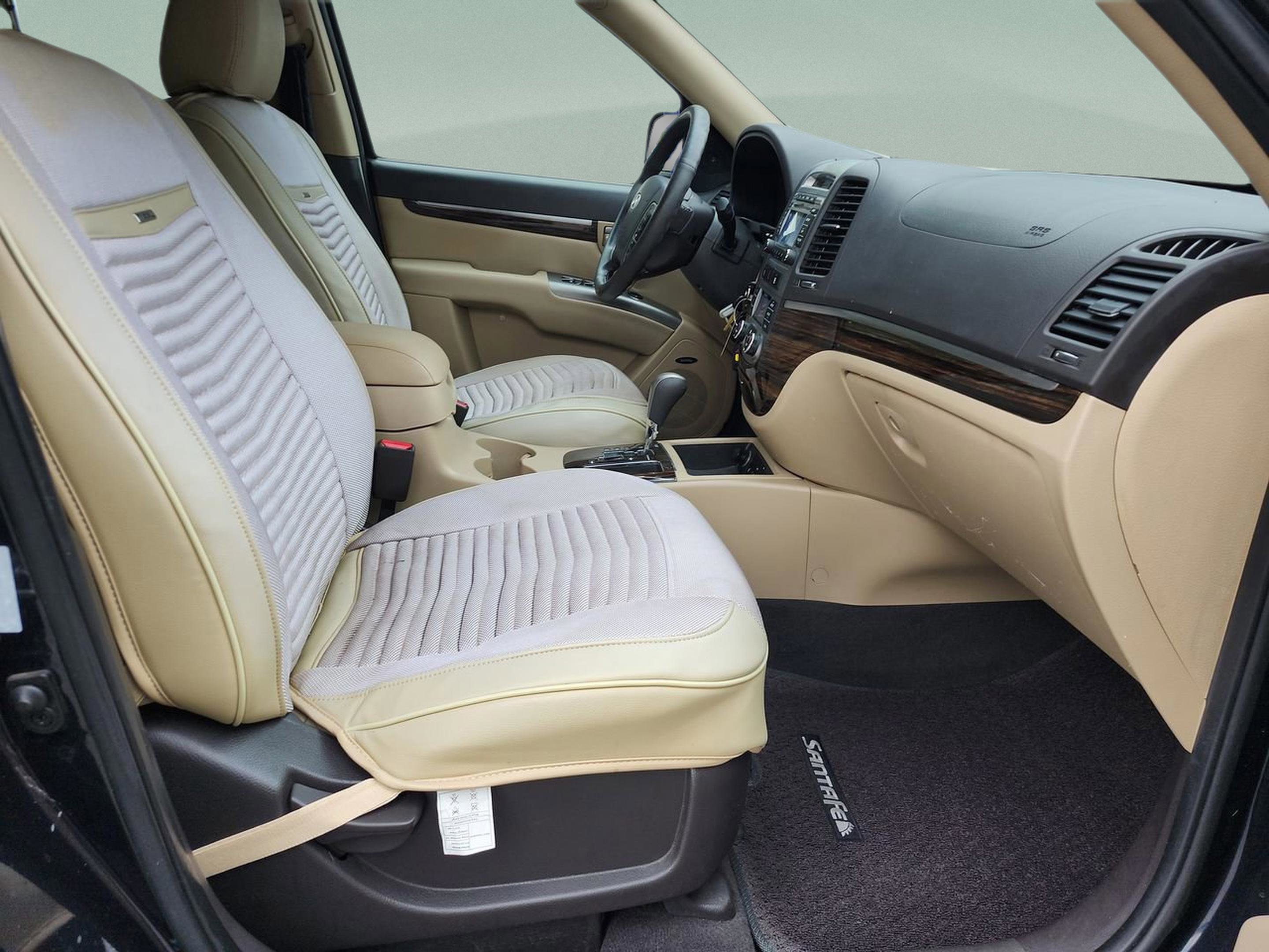 Used 2011 Hyundai Santa Fe Limited image 18