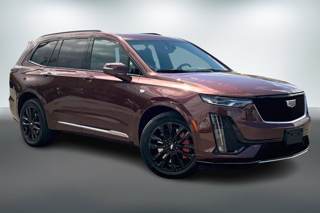 Used 2022 Cadillac XT6 Sport w/ Technology Package