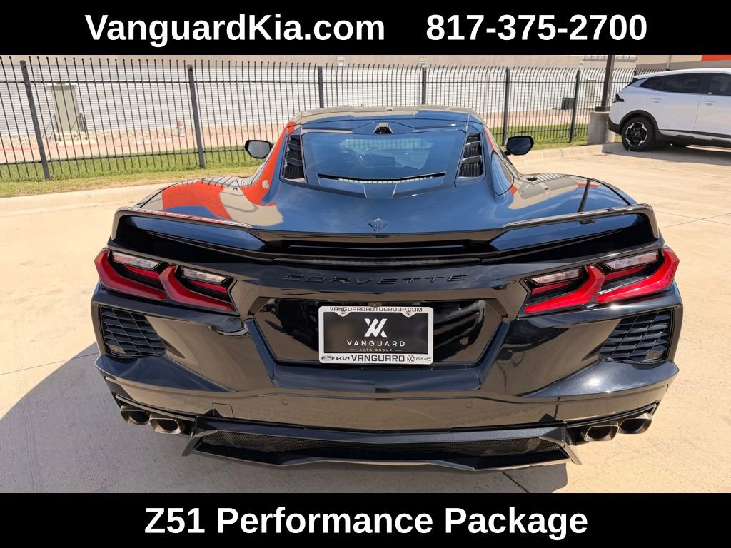 Used 2023 Chevrolet Corvette Stingray Preferred Cpe w/ Z51 Performance Package image 3