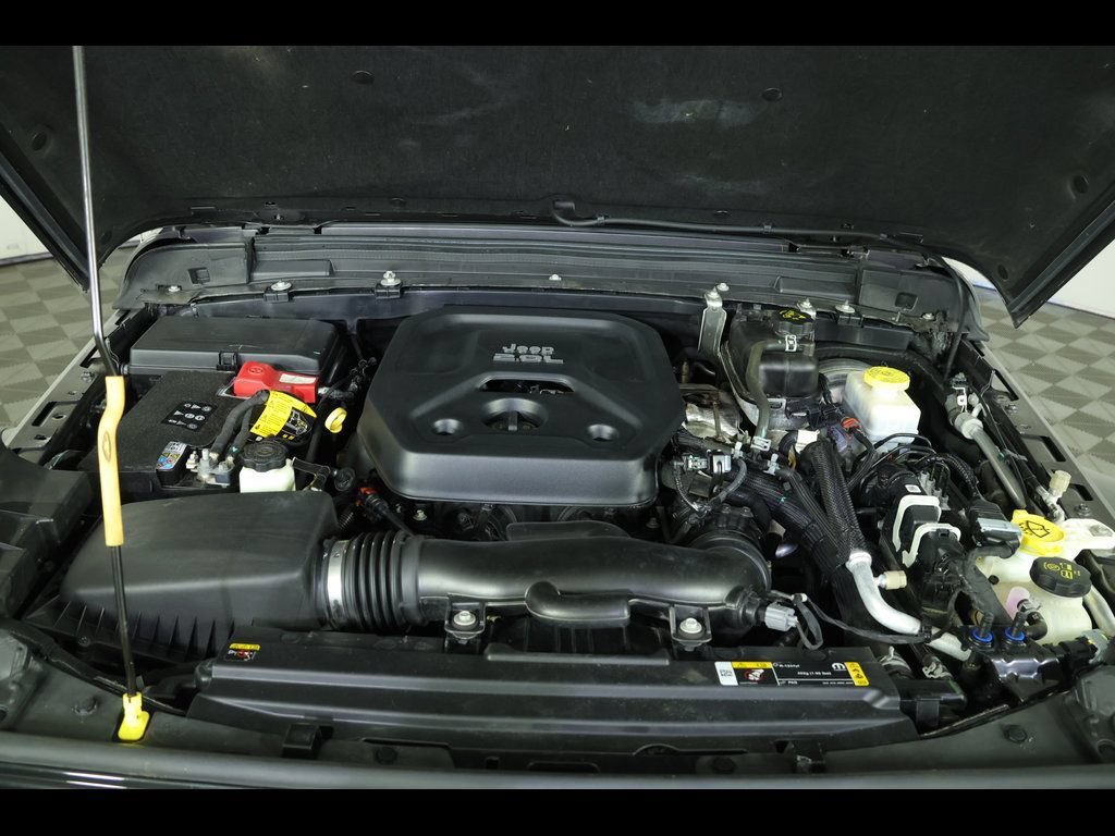 Used 2021 Jeep Wrangler Sport AWD/4WD image 16