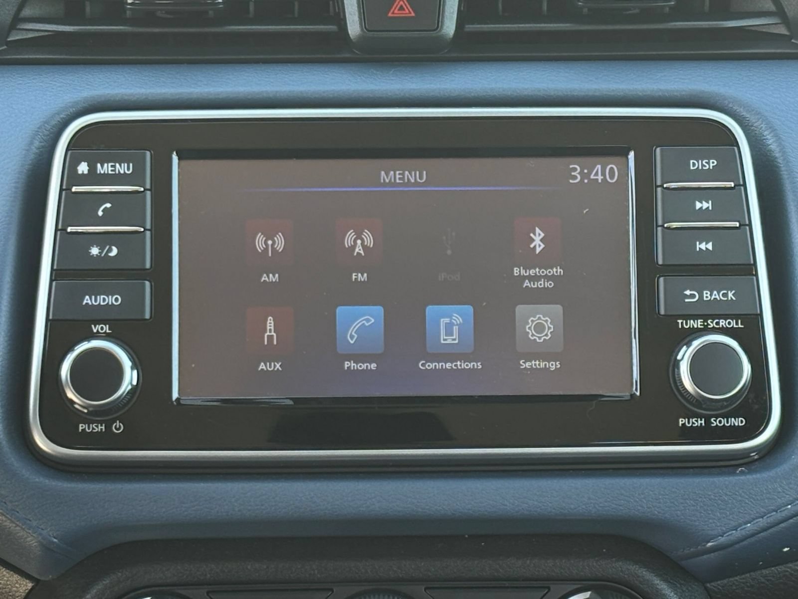 Used 2025 Nissan Versa SV FWD image 19