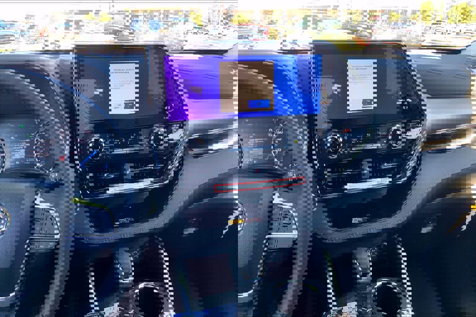 New 2026 Toyota Highlander XLE image 6