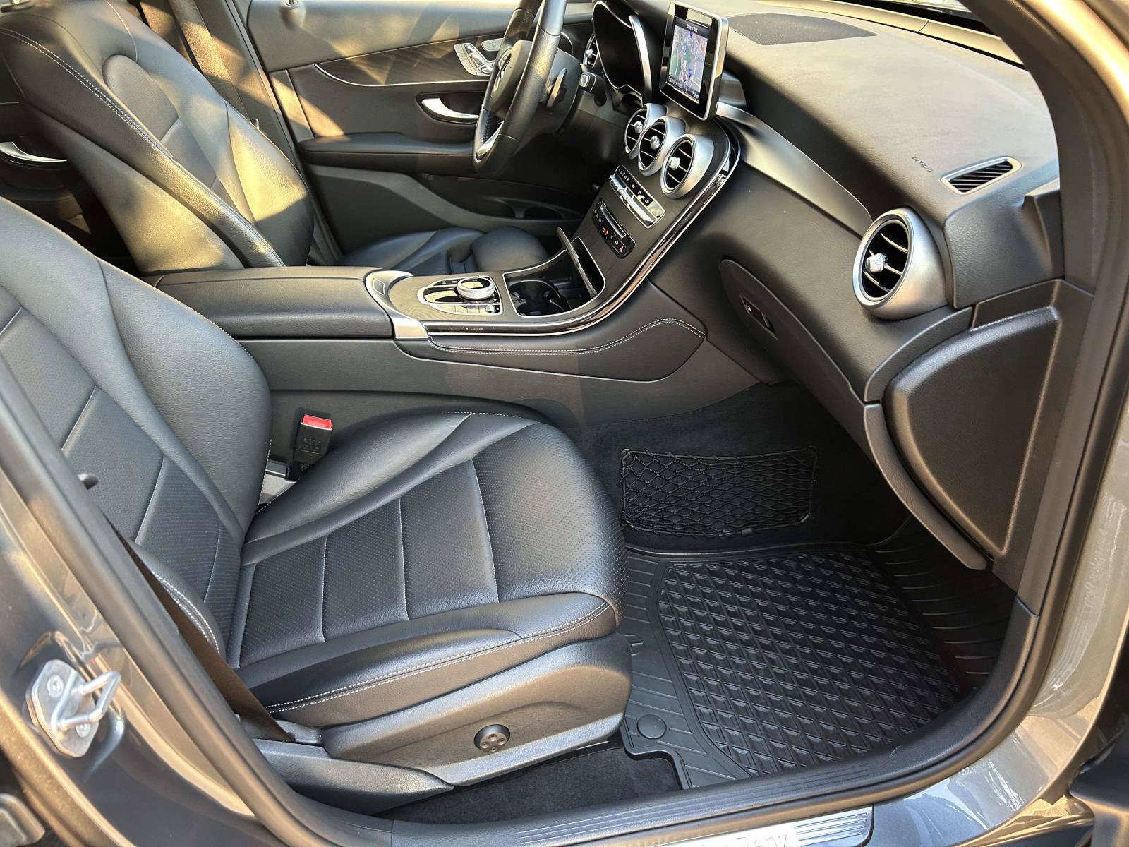 Used 2018 Mercedes-Benz GLC 300 4MATIC image 51