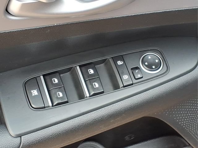 Used 2023 Kia Forte LXS w/ LXS Technology Package FWD image 16
