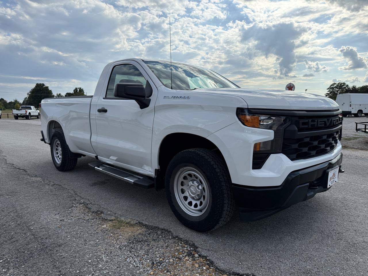 Used 2022 Chevrolet Silverado 1500 W/T w/ WT Value Package AWD/4WD image 8