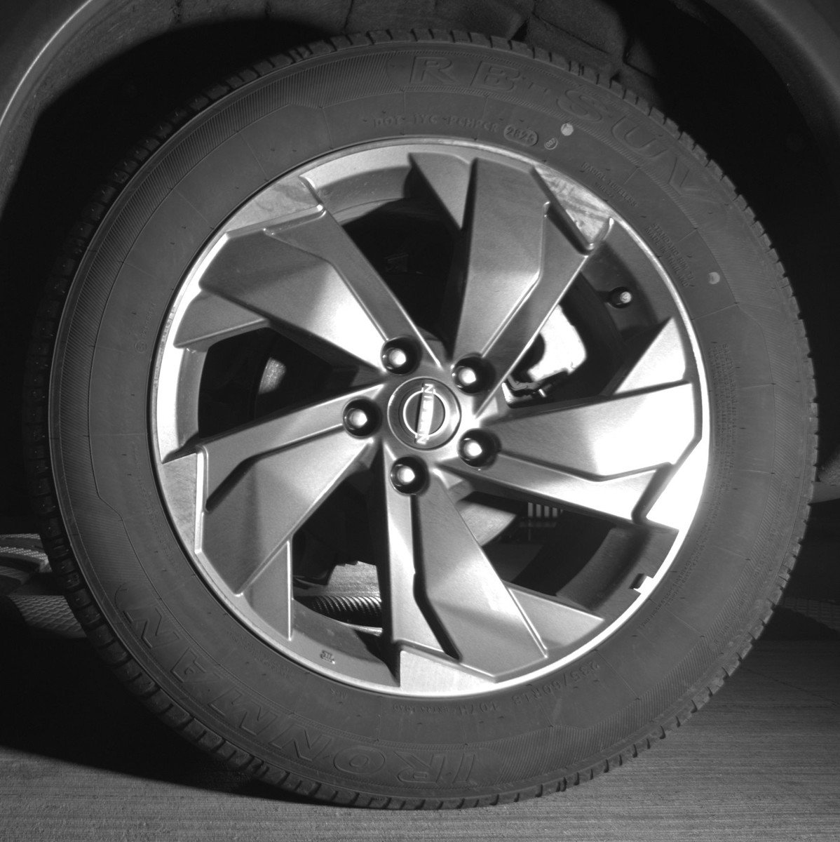 Used 2025 Nissan Rogue SV FWD image 14