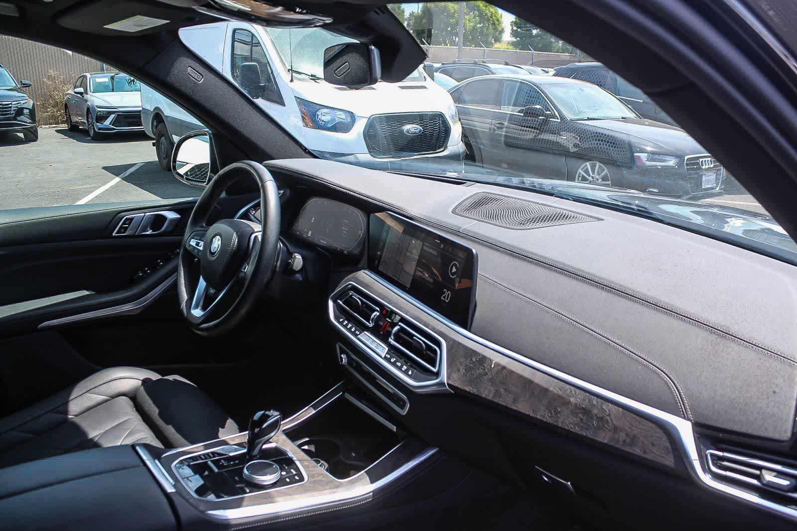 Used 2023 BMW X5 xDrive40i w/ Premium Package AWD/4WD image 21