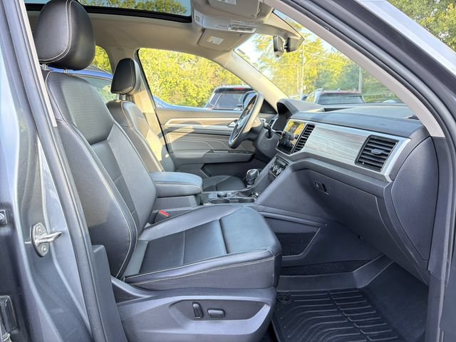 Used 2022 Volkswagen Atlas SEL AWD/4WD image 17