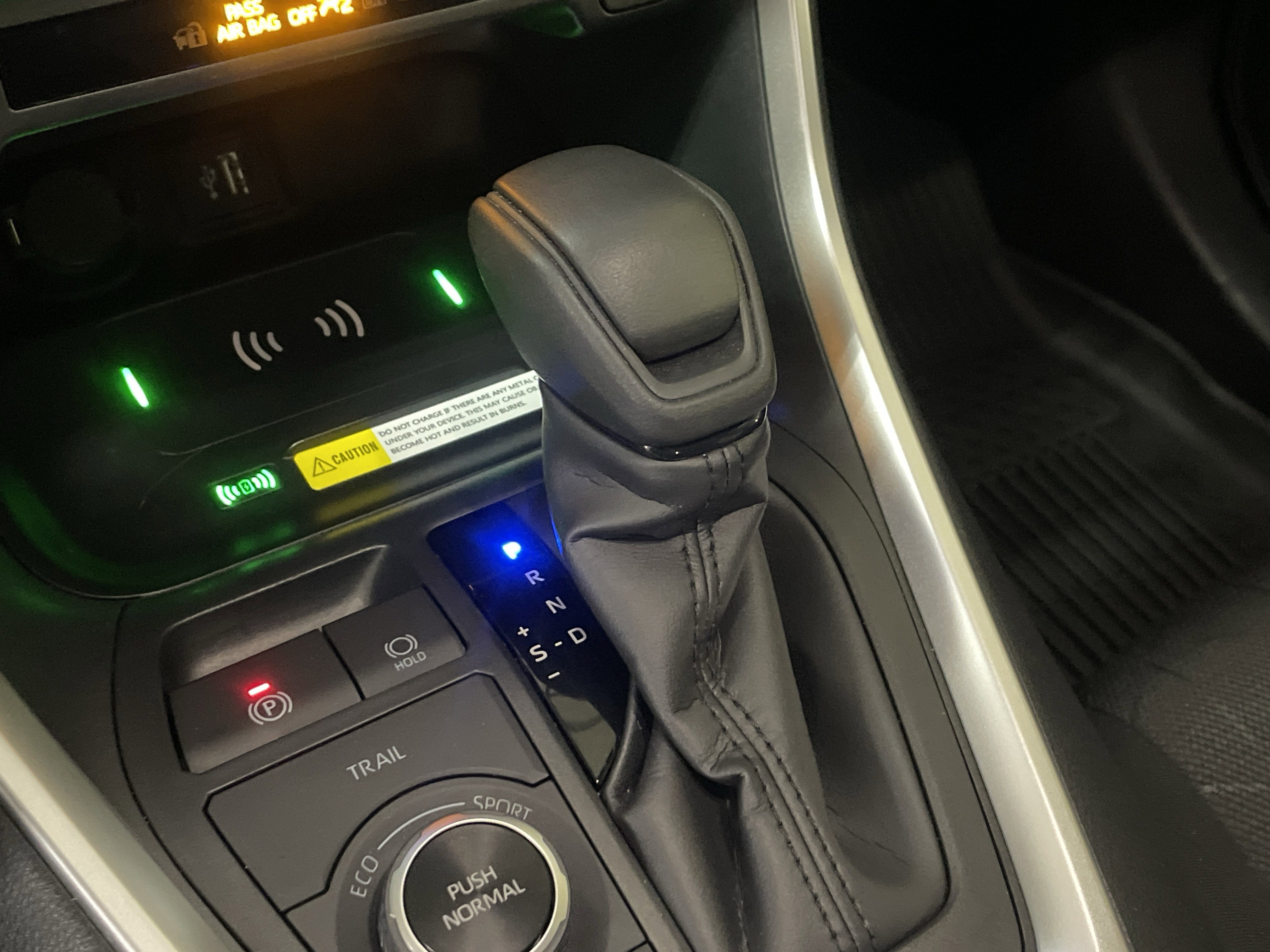 Used 2025 Toyota RAV4 XLE image 26