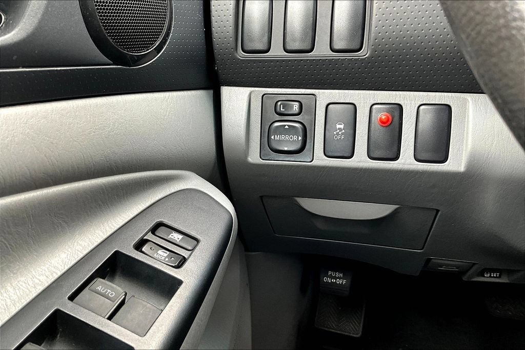 Used 2013 Toyota Tacoma PreRunner RWD image 13