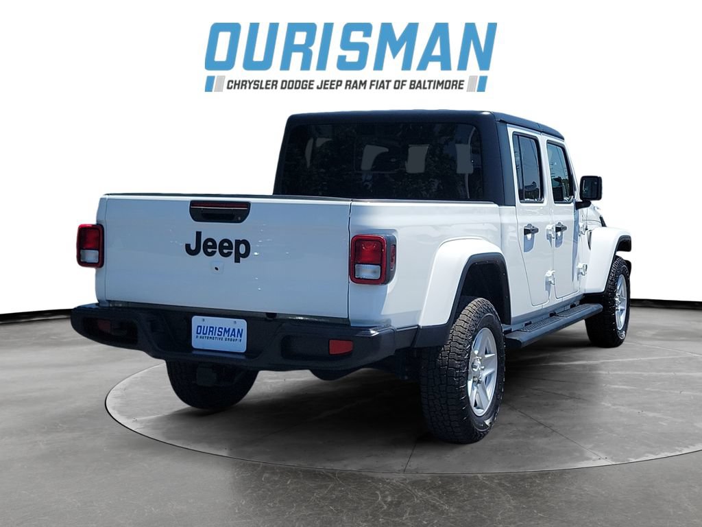 Used 2022 Jeep Gladiator Sport AWD/4WD image 6