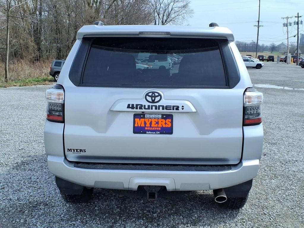 Used 2021 Toyota 4Runner SR5 RWD image 7