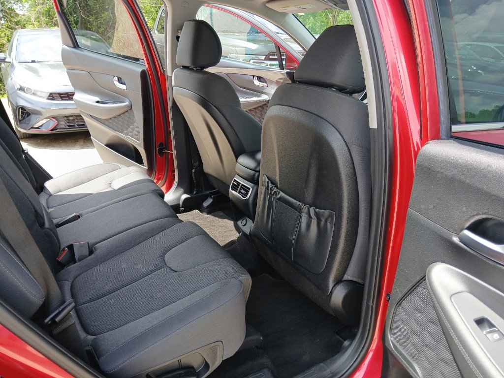 Used 2023 Hyundai Santa Fe SE FWD image 22