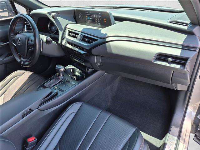 Used 2019 Lexus UX 200 F Sport w/ F Sport Premium Package FWD image 22