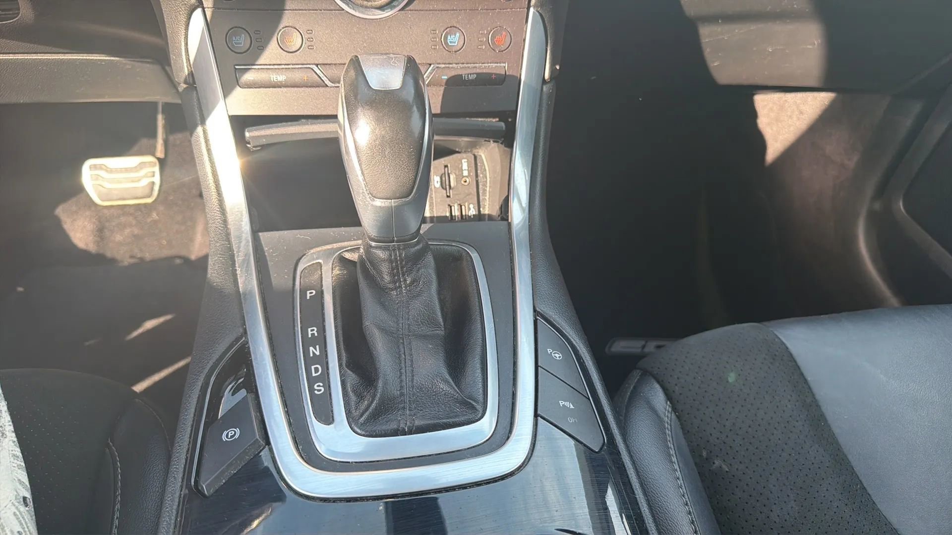 Used 2015 Ford Edge Sport w/ Equipment Group 401A AWD/4WD image 93