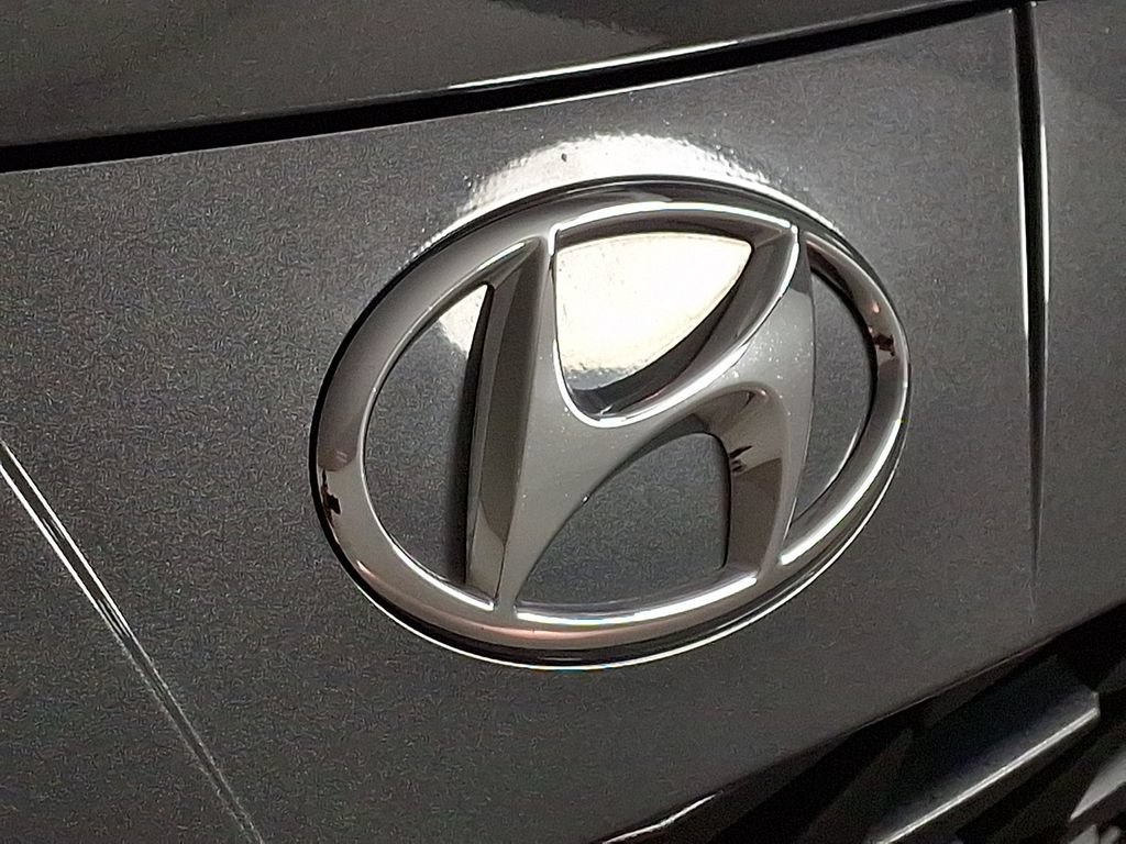Used 2023 Hyundai Elantra SEL w/ Cargo Package FWD image 31