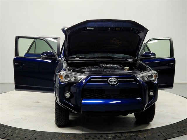 Used 2021 Toyota 4Runner SR5 Premium image 10