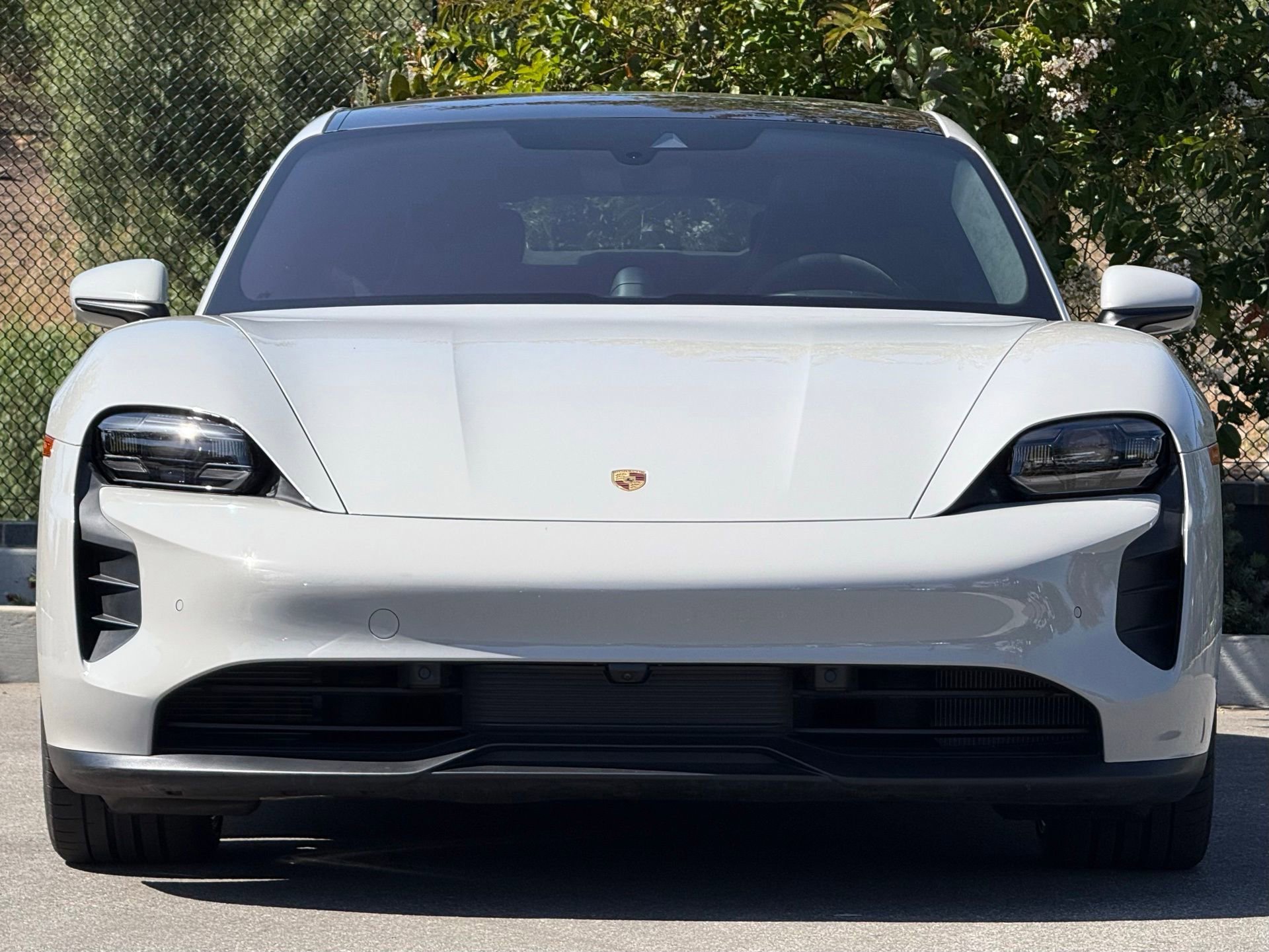 Certified 2022 Porsche Taycan GTS AWD/4WD image 10