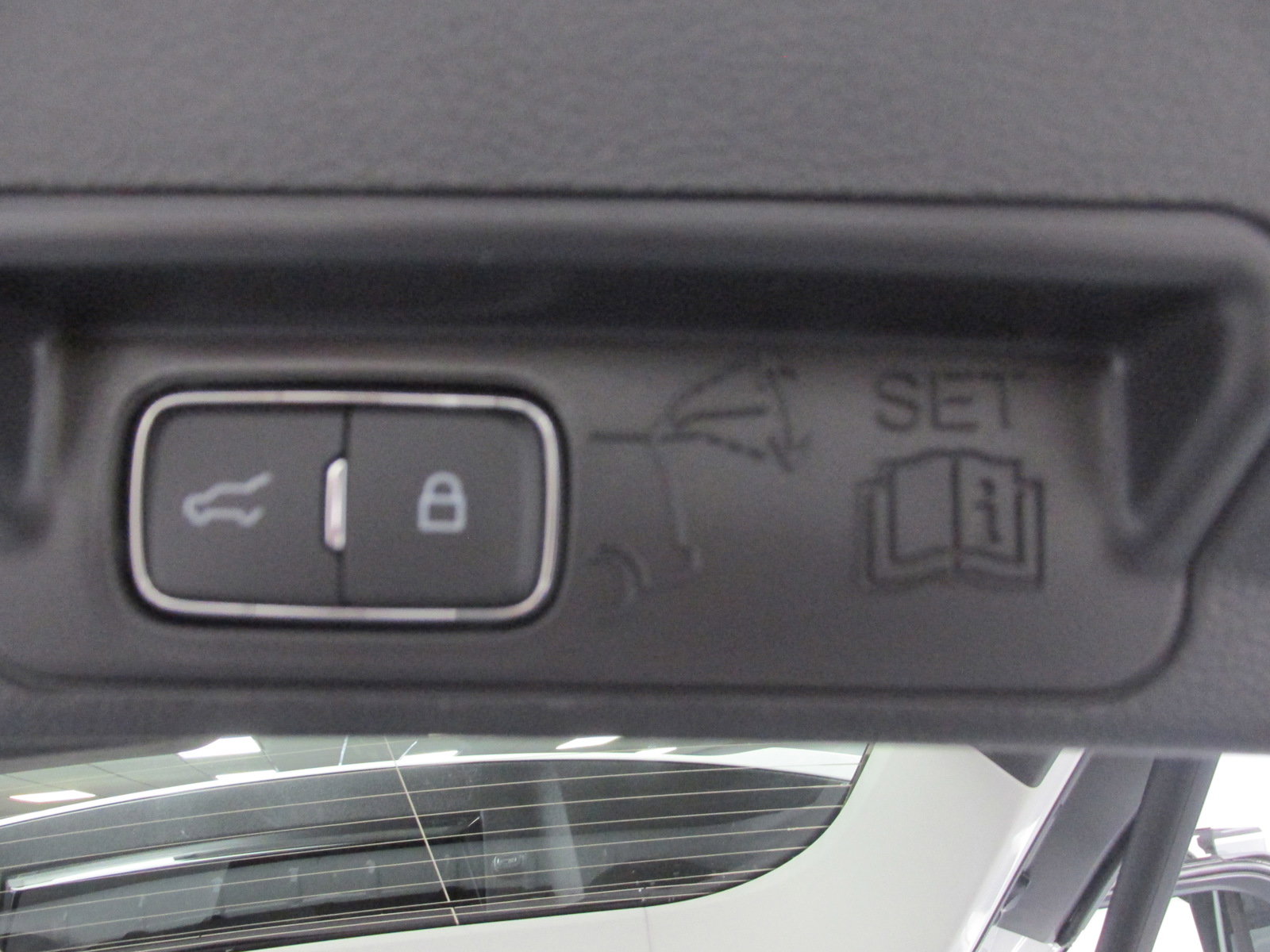 New 2025 Ford Explorer Platinum w/ Ultimate Package image 22