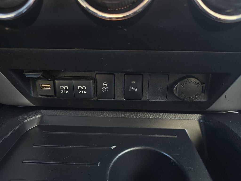 Used 2021 Toyota Tundra SR5 image 23