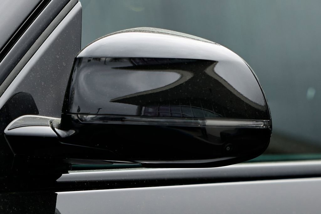 New 2026 BMW X5 xDrive50e w/ M Sport Package image 18