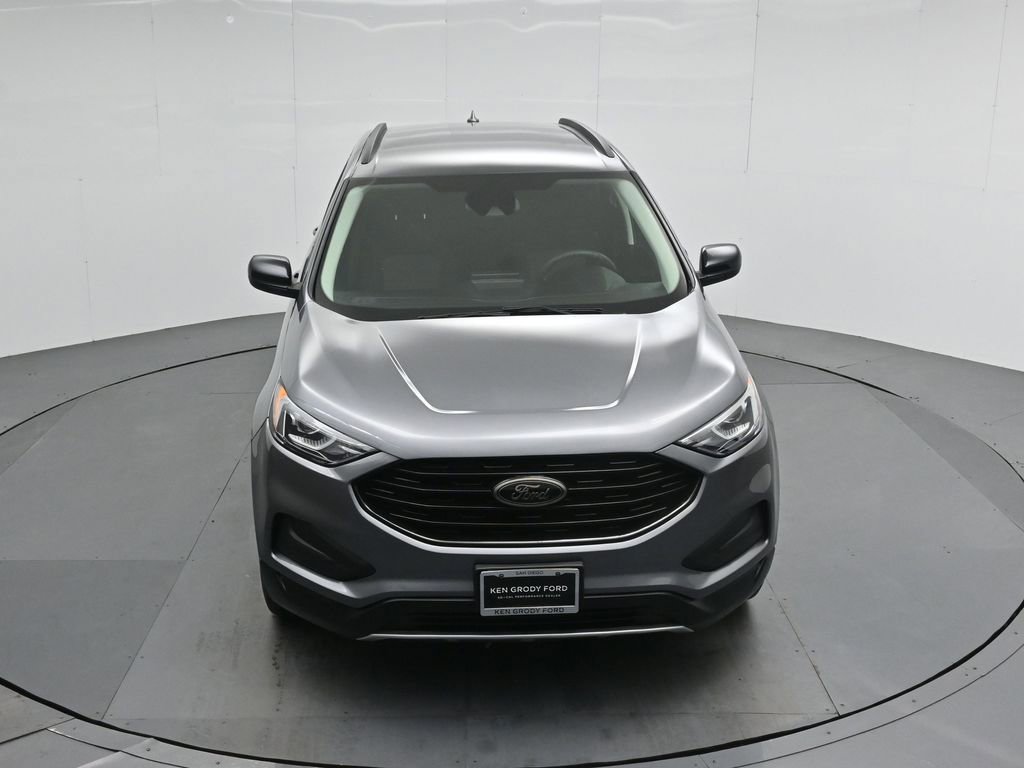 Certified 2022 Ford Edge SE w/ Black Appearance Package image 37