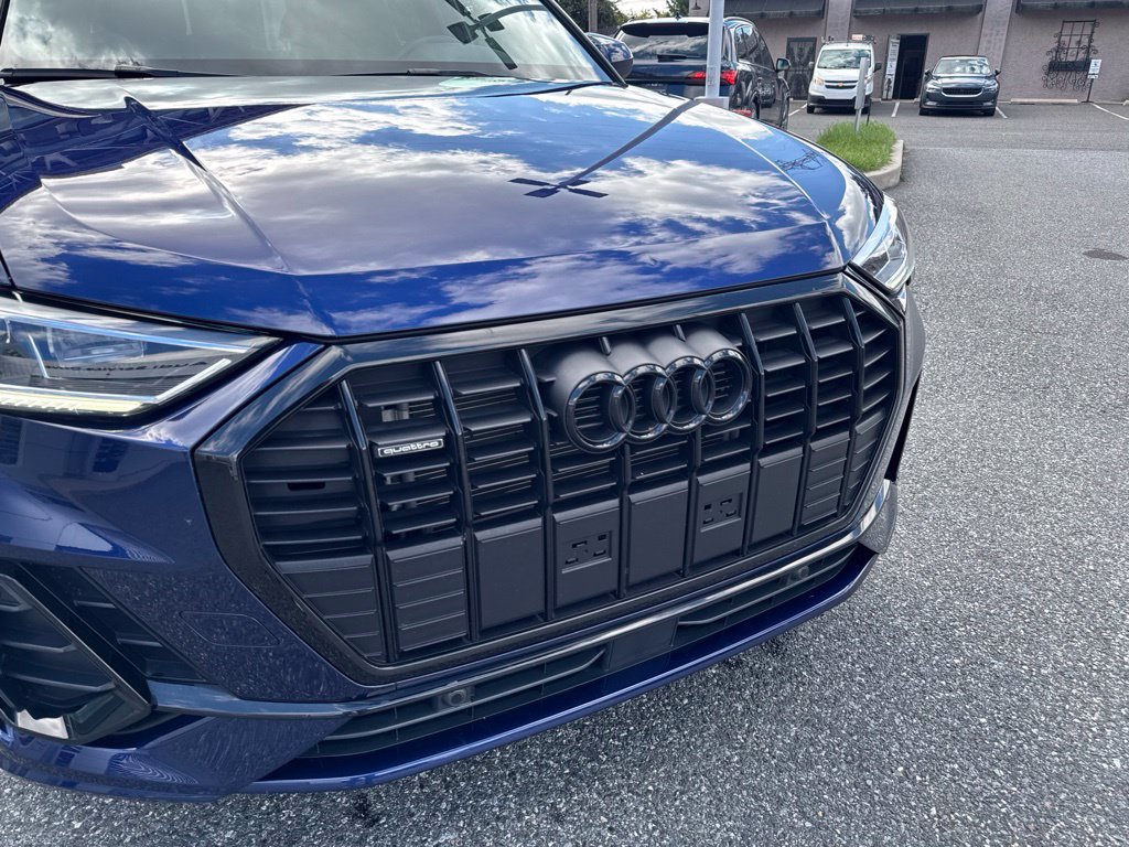 Used 2025 Audi Q3 2.0T Premium w/ Convenience Package AWD/4WD image 5