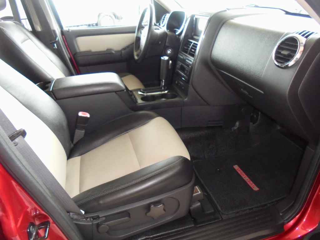 Used 2008 Ford Explorer Sport Trac Limited RWD image 8