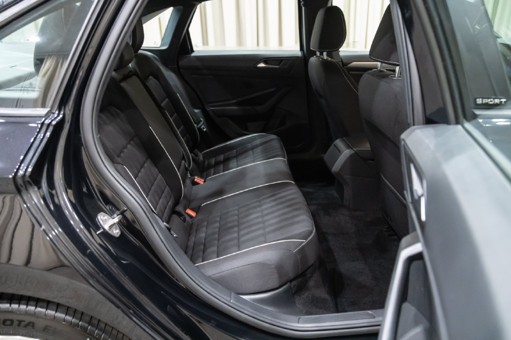 Used 2023 Volkswagen Jetta Sport FWD image 15