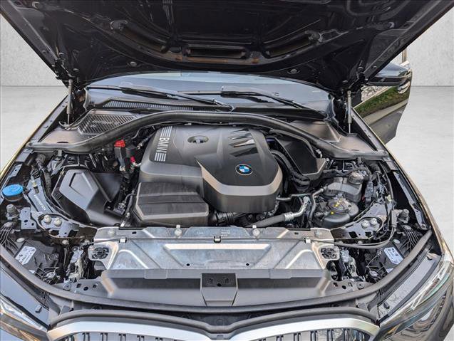 Used 2025 BMW 330i Sedan w/ Premium Package RWD image 19