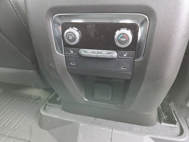 New 2026 GMC Yukon XL Denali w/ Sun & Power Step Package image 19