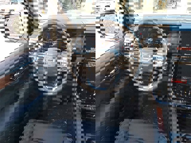 New 2026 GMC Yukon XL Denali image 13