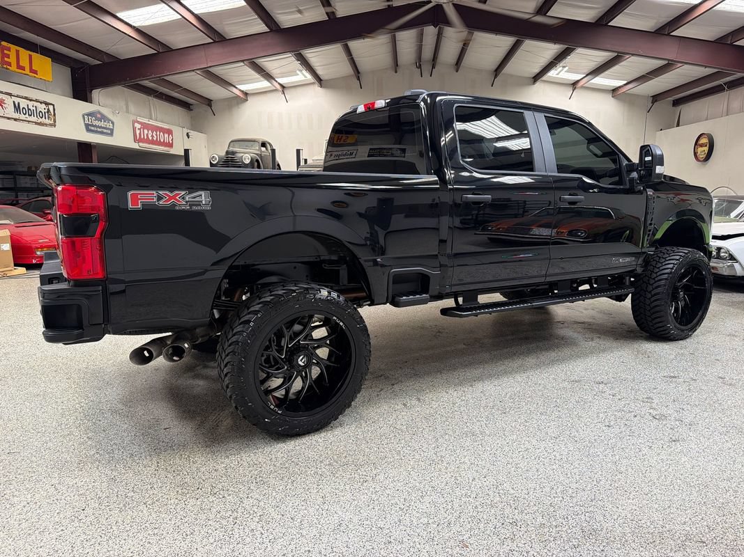 Used 2024 Ford F250 XL w/ STX Appearance Package AWD/4WD image 8