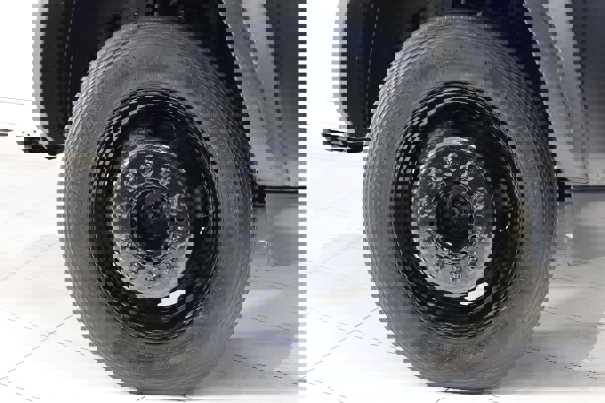 Used 2024 RAM 5500 Tradesman w/ Max Tow Package AWD/4WD image 11