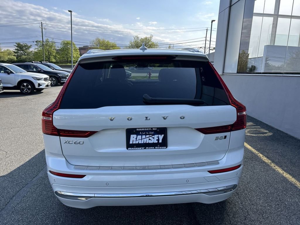 Used 2023 Volvo XC60 B5 Plus w/ Climate Package AWD/4WD image 26