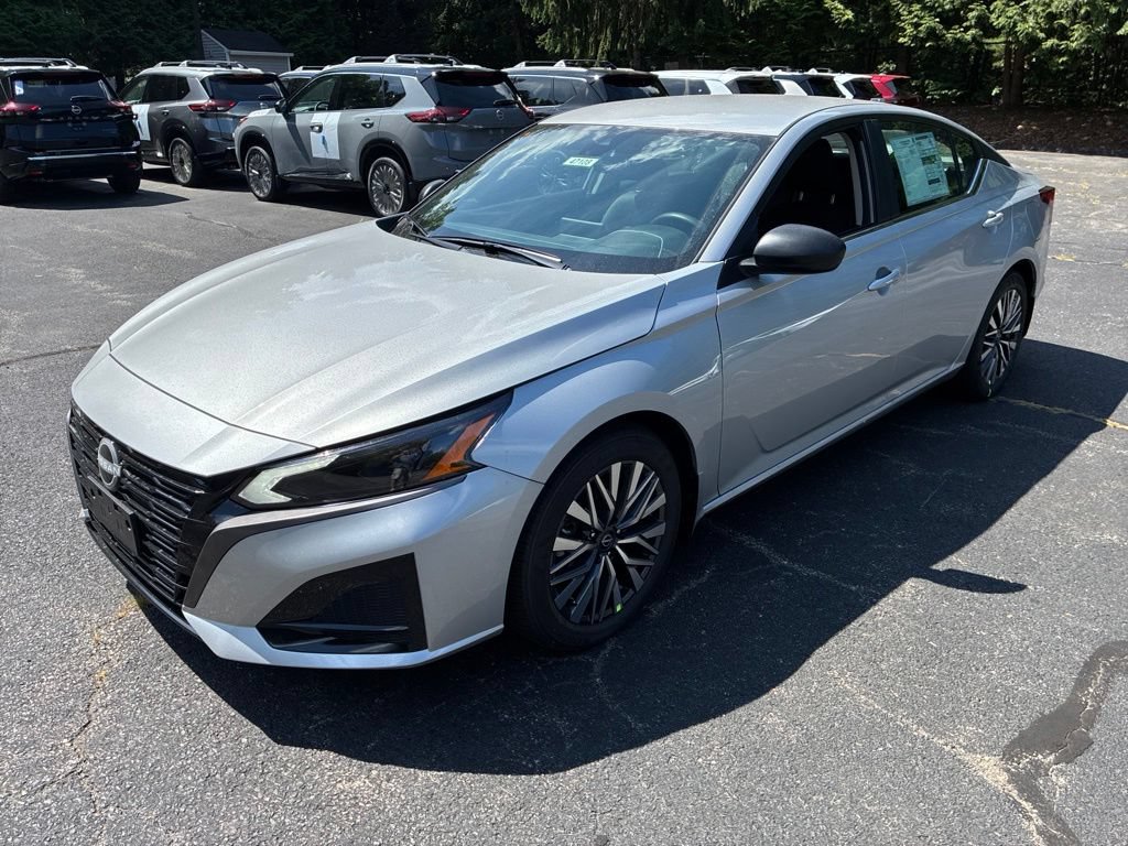 New 2026 Nissan Altima 2.5 SV FWD image 3