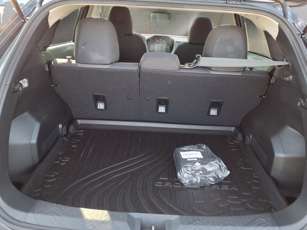 Certified 2025 Subaru Crosstrek 2.0i Premium image 25
