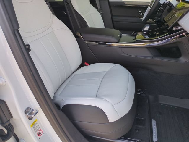 New 2026 Land Rover Range Rover Sport Dynamic SE AWD/4WD image 18