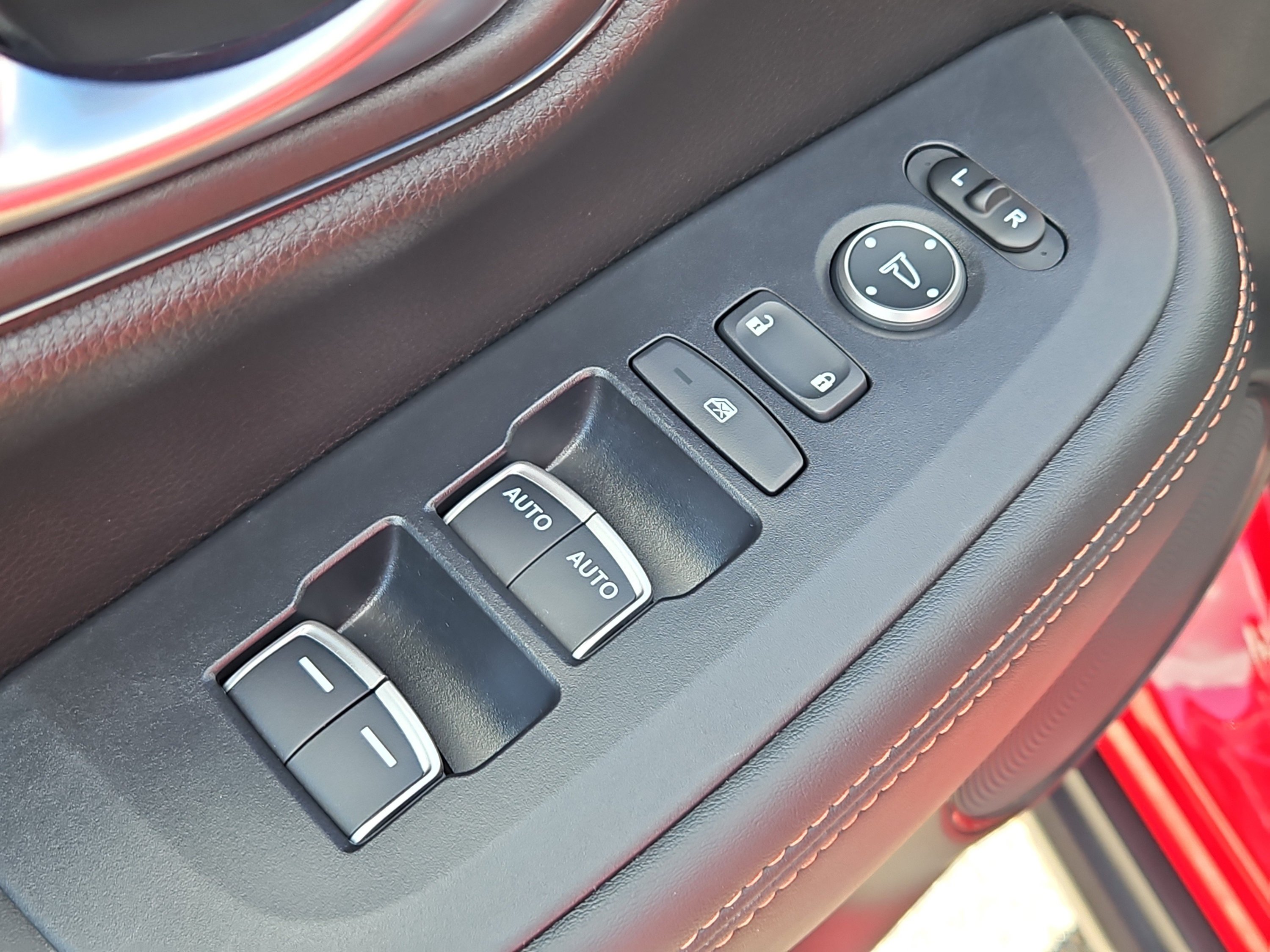 Certified 2025 Honda HR-V Sport image 16