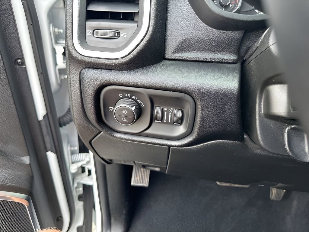 Used 2024 RAM 2500 Laramie w/ Protection Group image 28