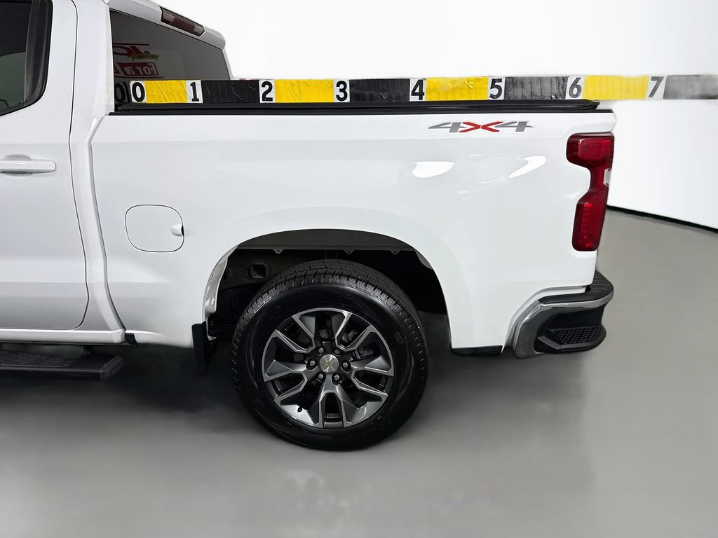 Used 2024 Chevrolet Silverado 1500 LT AWD/4WD image 13
