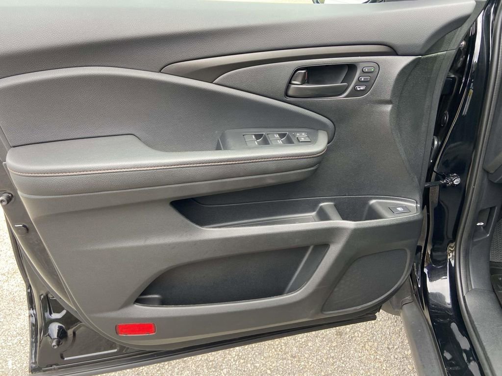 Used 2024 Honda Ridgeline TrailSport image 12