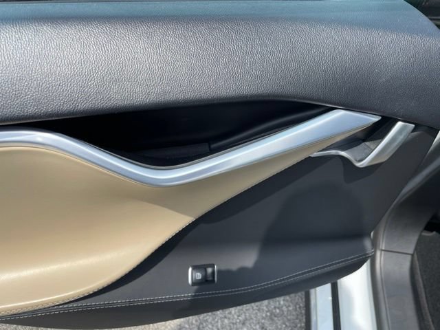 Used 2014 Tesla Model S P85 RWD image 45