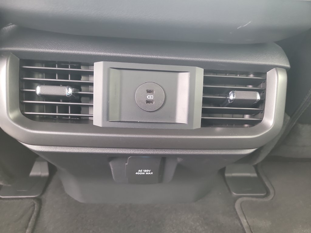 Used 2026 Ford F150 Lariat RWD image 12