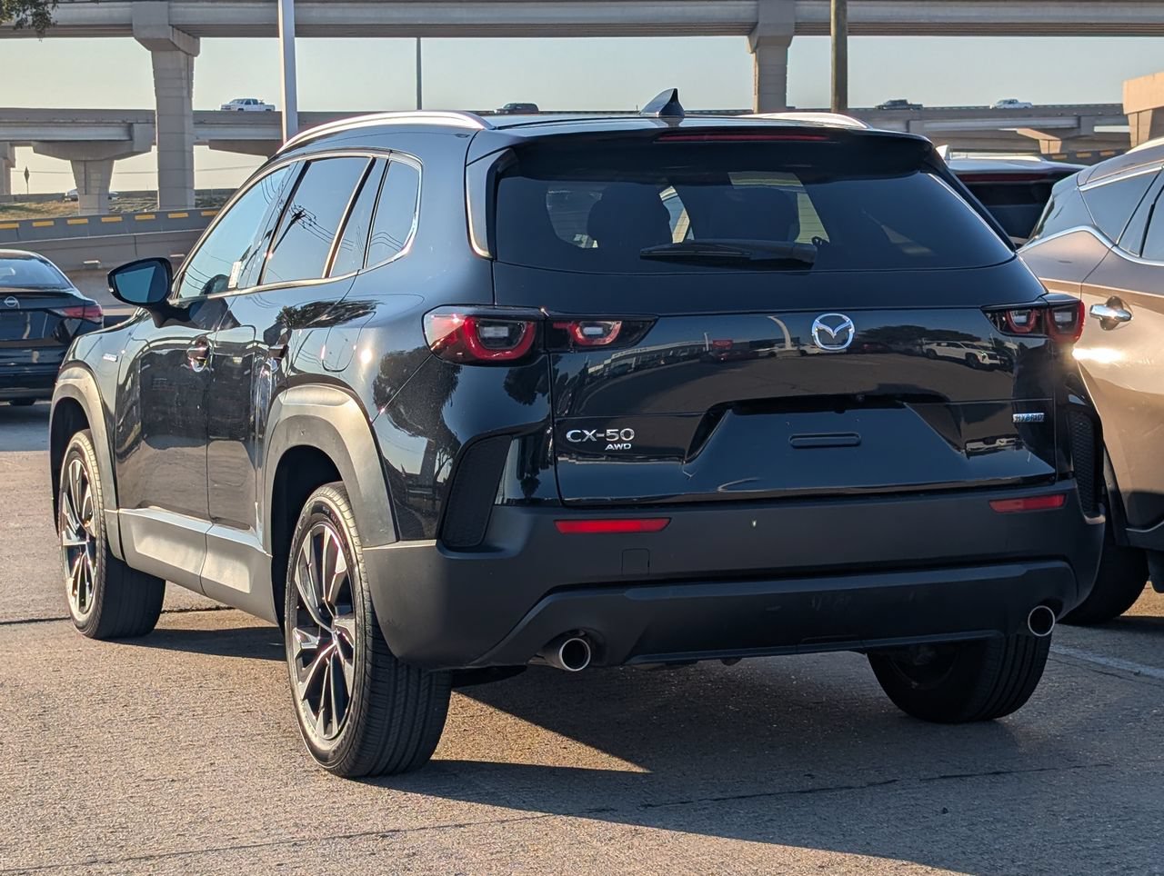 Used 2025 MAZDA CX-50 2.5 Hybrid w/ Premium Plus Pkg AWD/4WD image 4