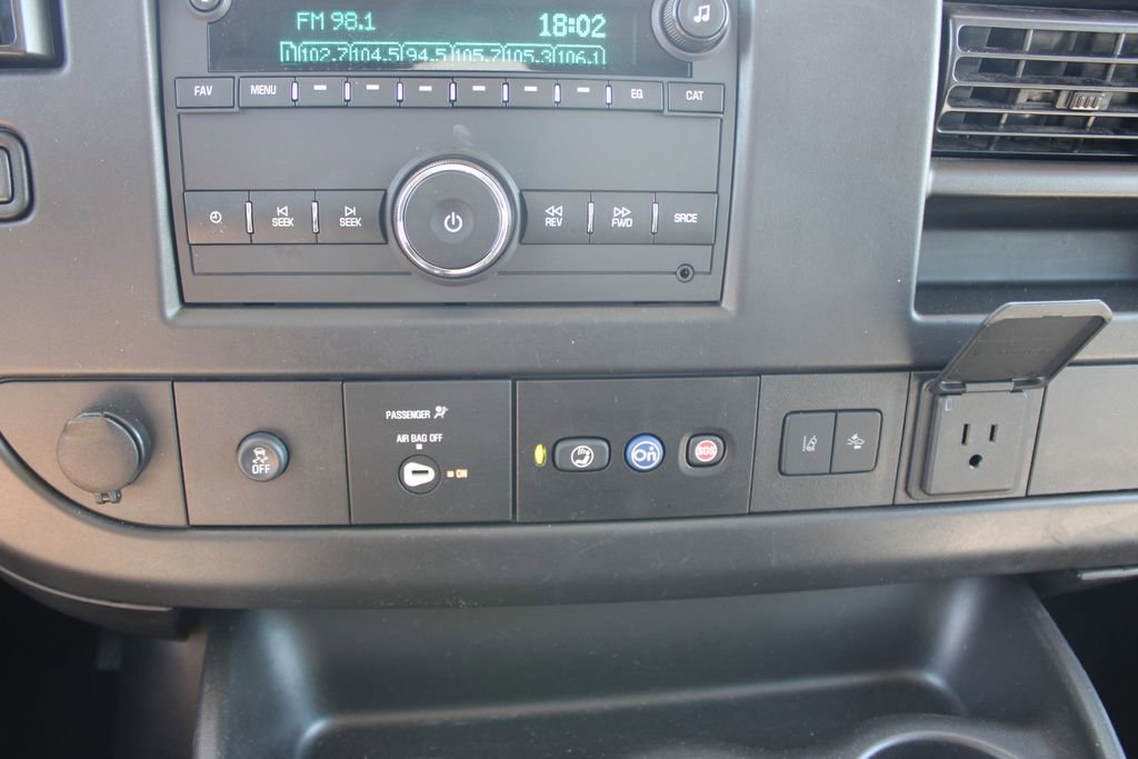 Used 2024 Chevrolet Express 3500 LT w/ LT Preferred Equipment Group RWD image 37